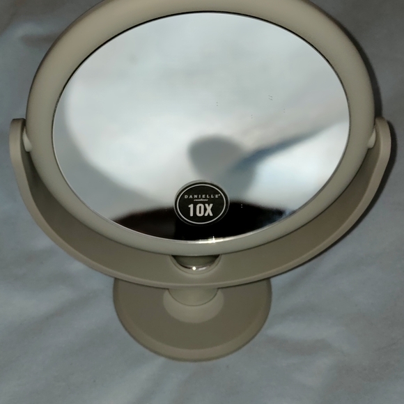 Espejo - Picture 2 of 4